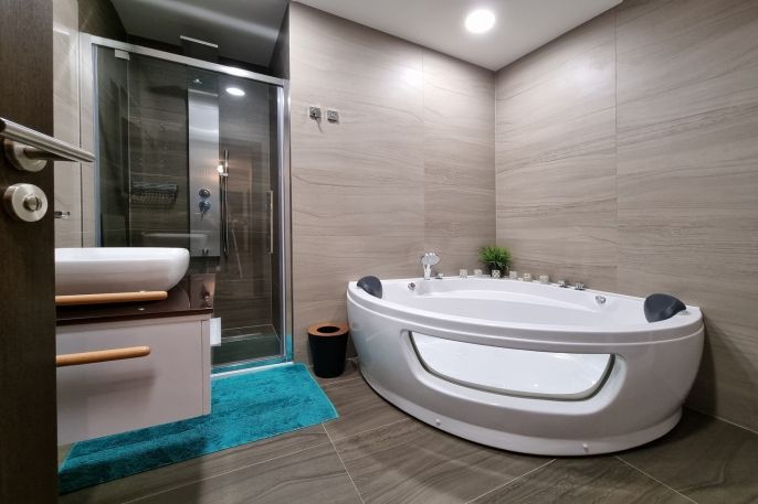 Pronájem, Byt 3+kk, Karlovy Vary