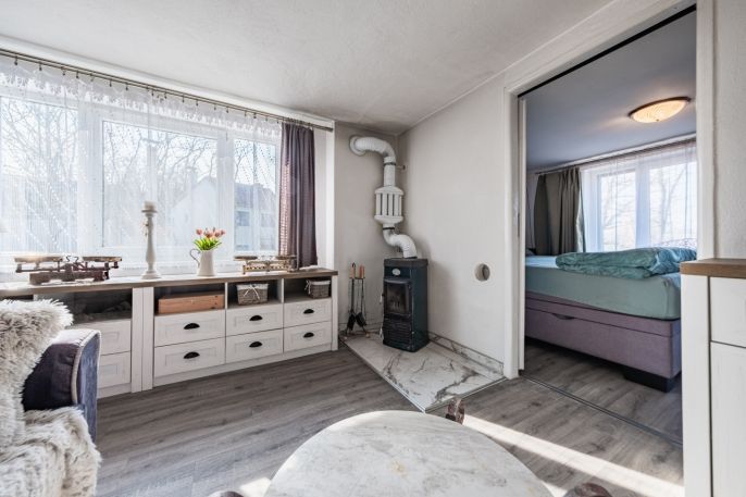 Prodej, Vinný sklep, Chvalovice