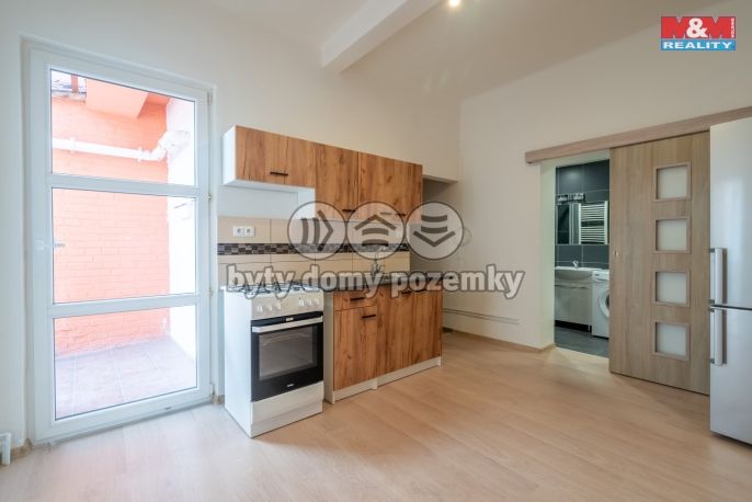 Prodej, Byt 1+1, 35 m², Ostrava, Nádražní