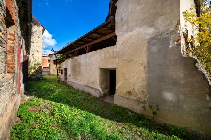 Prodej, Obchodní objekt, Polička