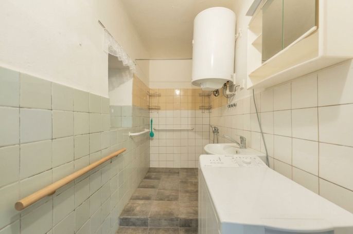Prodej, Zemědělská usedlost, Buštěhrad