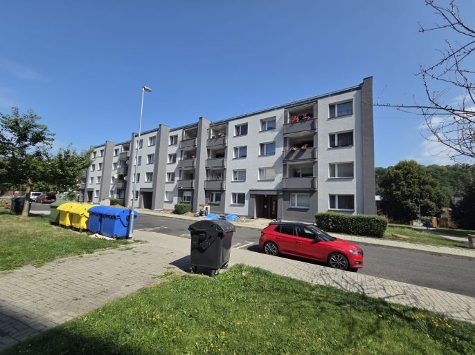 Pronájem, Byt 1+1, Loket