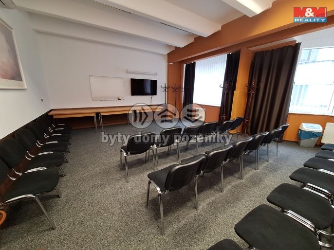 Pronájem, Kancelářský prostor, Pardubice