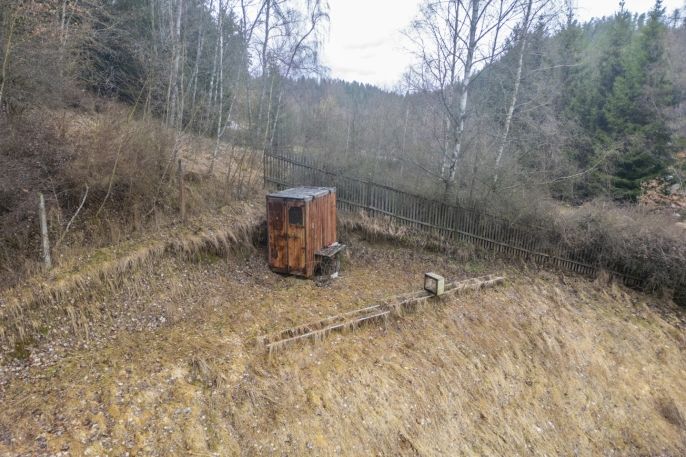 Prodej, Zahrada, Úterý