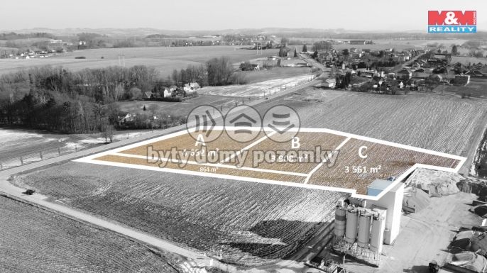 Prodej, Komerční pozemky, Vojkovice