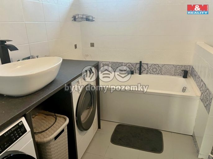 Prodej, Byt 3+1, Koštice