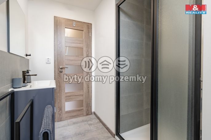 Pronájem, Atypický byt, Hoštice