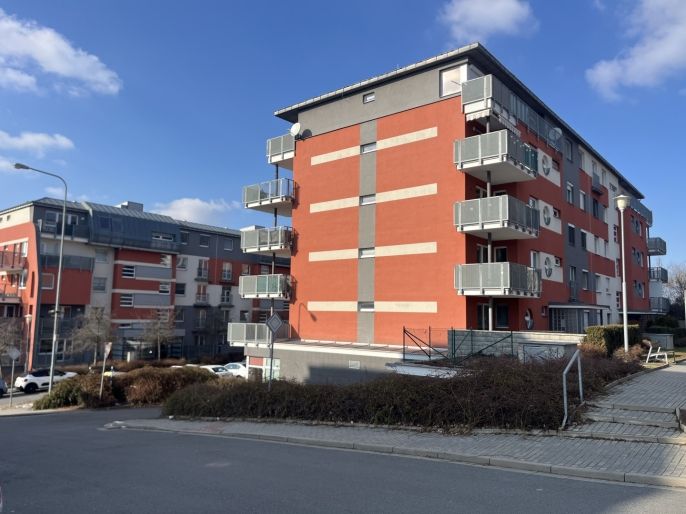 Pronájem, Byt 1+kk, Zlín