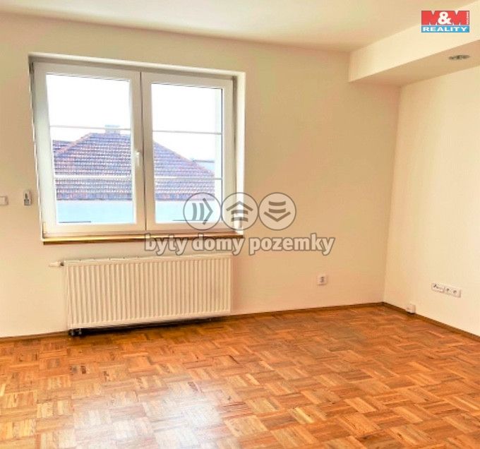 Pronájem, Byt 1+kk, Praha