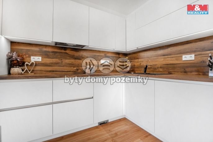 Prodej, Rodinný dům, Veleň