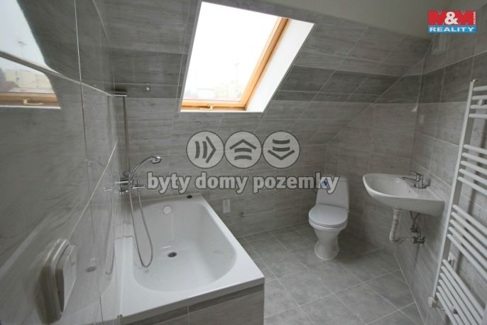 Pronájem, Byt 2+1, Trutnov