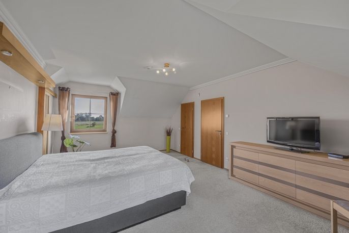 Prodej, Zemědělská usedlost, Kostomlaty nad Labem