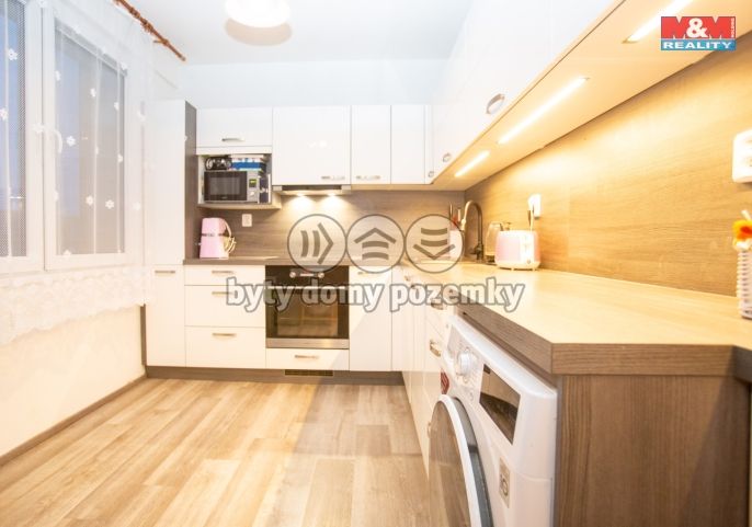 Prodej, Byt 3+1, Nová Bystřice