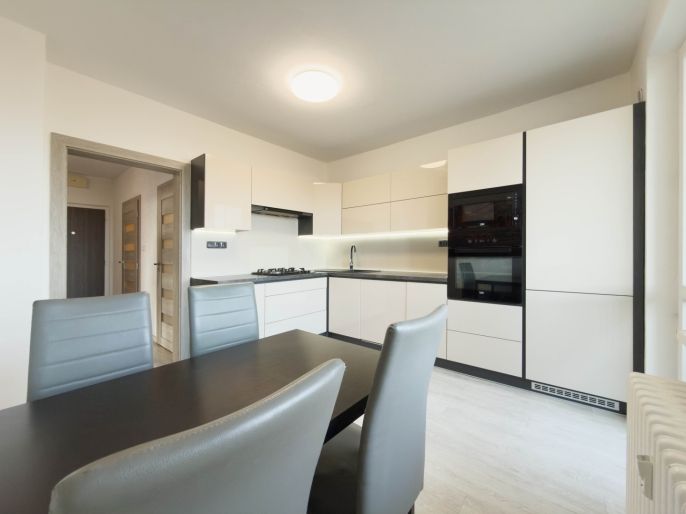 Prodej, Byt 3+1, Karviná