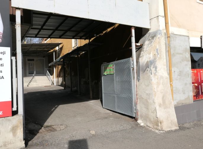 Pronájem, Obchod a služby, Beroun