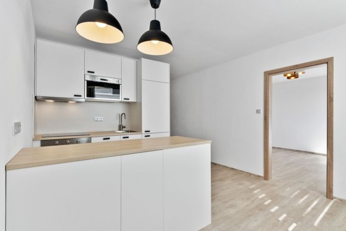 Pronájem, Byt 1+1, Hrádek nad Nisou