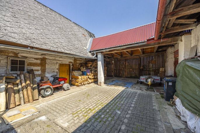 Prodej, Zemědělská usedlost, Luková
