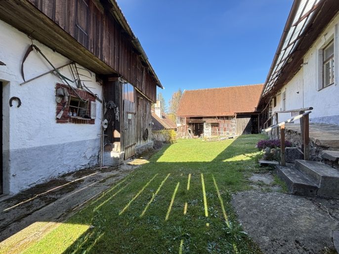 Prodej, Zemědělská usedlost, Zhořec