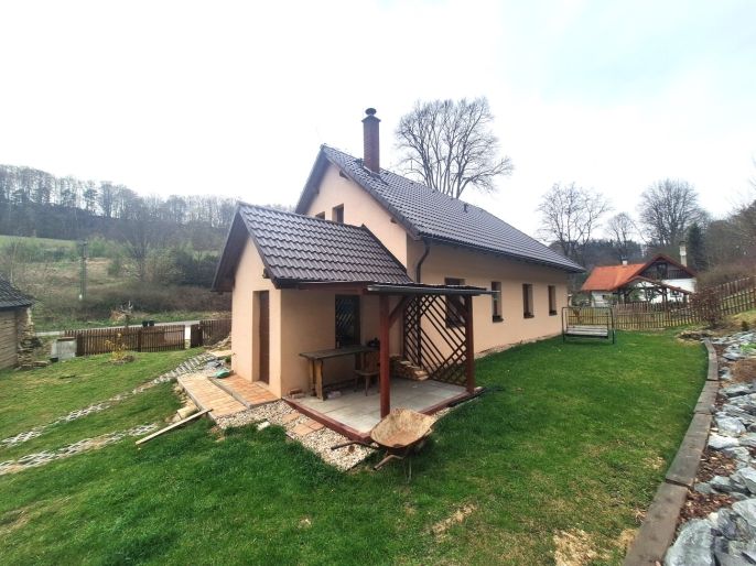 Prodej, Rodinný dům, Pohledy