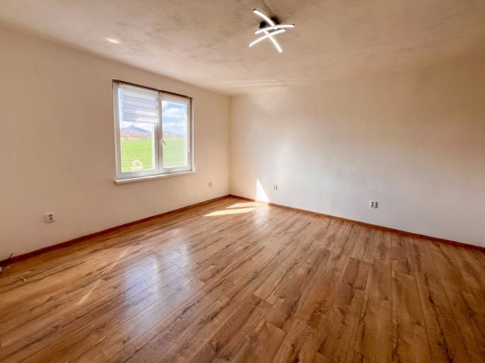 Pronájem, Byt 2+1, Chotiměř