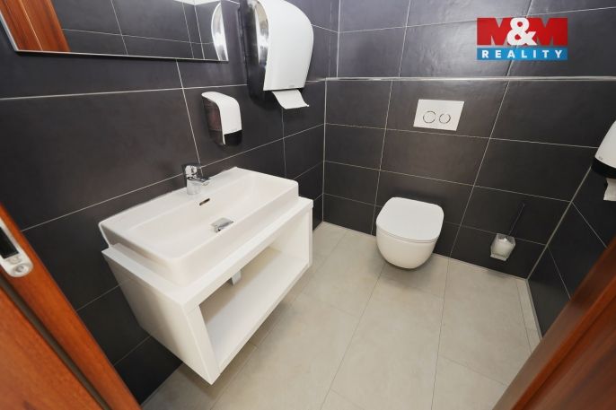 Pronájem, Obchodní objekt, Zbraslavice