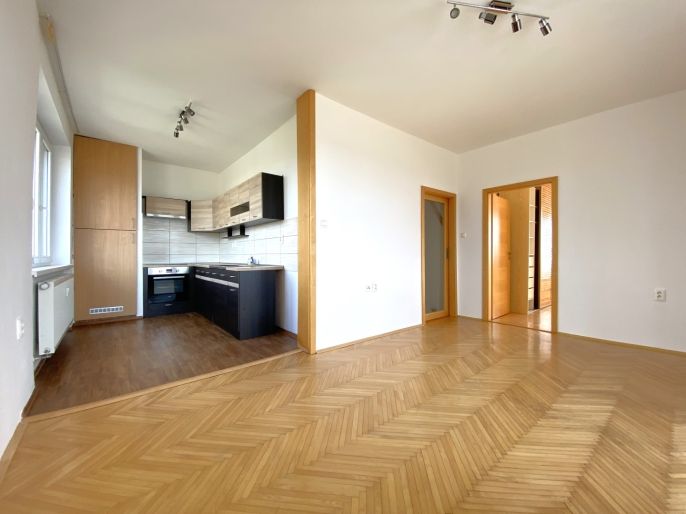 Pronájem, Byt 2+1, Žďár nad Sázavou