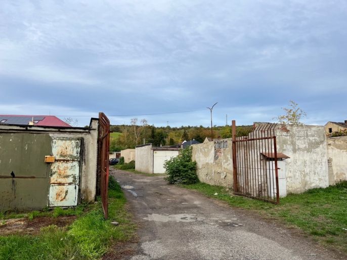 Prodej, Garáž, Obrnice