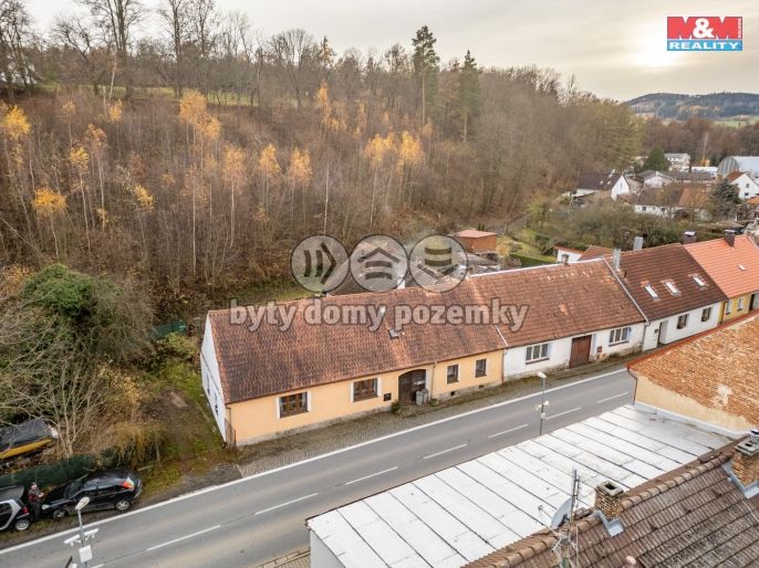 Prodej, Nájemní dům, Husinec