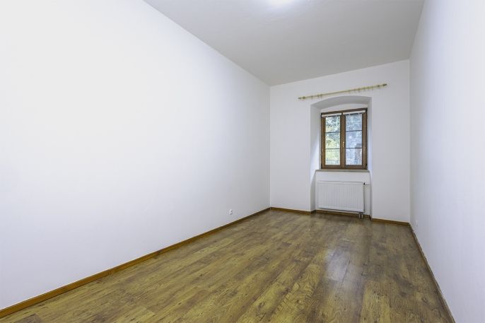 Pronájem, Byt 2+1, Nový Bor