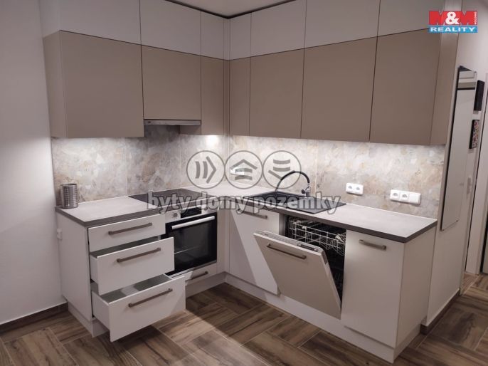 Pronájem, Byt 1+1, Milevsko