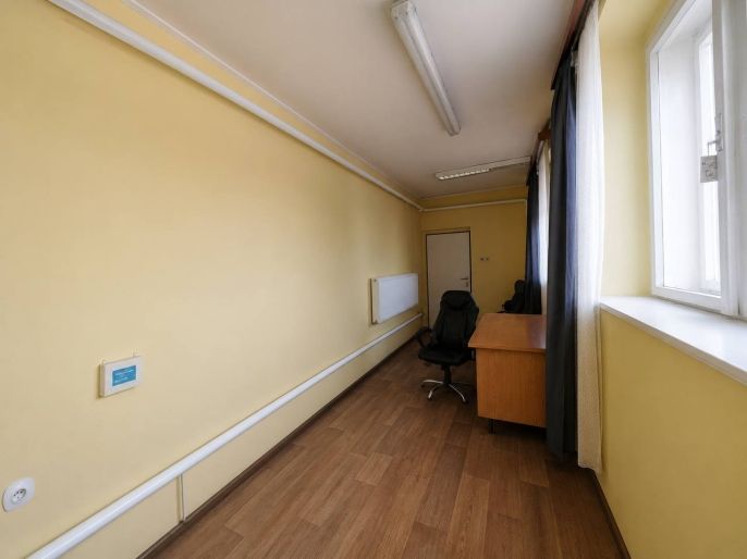 Pronájem, Výrobní objekt, Praskačka