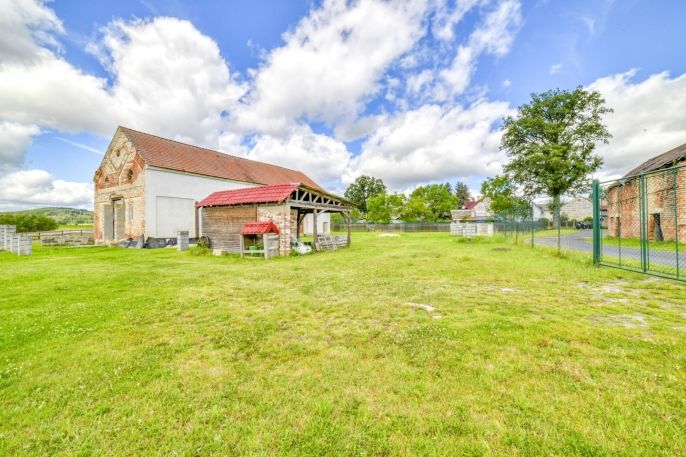 Prodej, Zemědělský objekt, Křižovatka