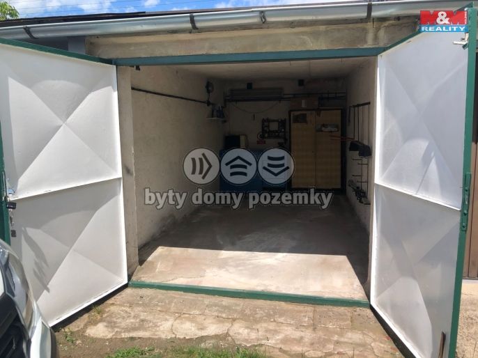 Prodej, Garáž