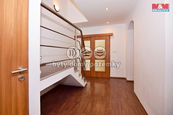 Pronájem, Rodinný dům, Velké Březno