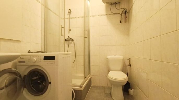 Pronájem, Byt 1+1, Roztoky