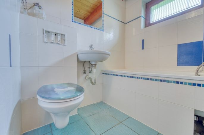 Prodej, Rodinný dům, Čím