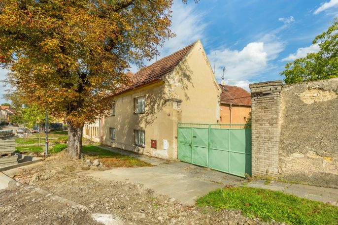 Prodej, Obchod a služby, Buštěhrad