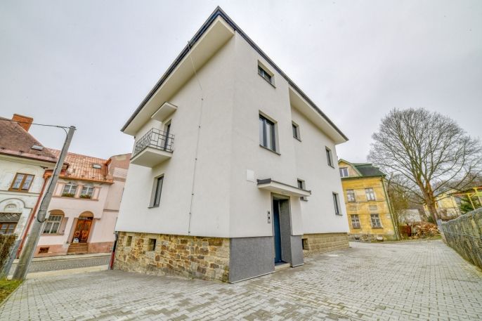 Pronájem, Byt 3+kk, Luby