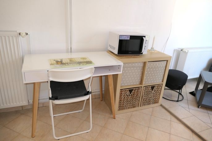 Pronájem, Byt 1+kk, Loděnice