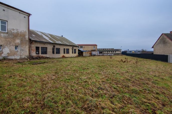 Pronájem, Obchod a služby, Plazy