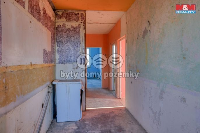 Pronájem, Byt 4+1, Rovná