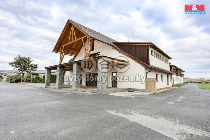 Prodej, Obchod a služby, Zvole