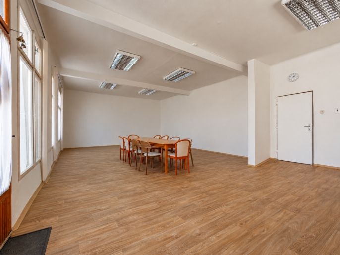 Pronájem, Obchod a služby, Votice