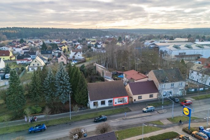 Pronájem, Obchod a služby, Nýřany