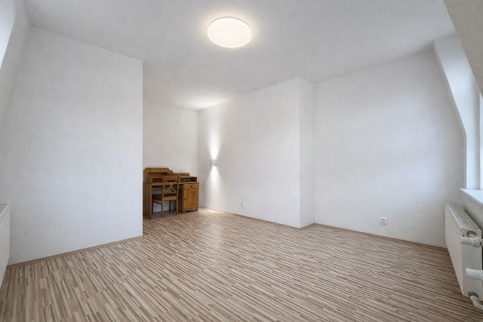 Pronájem, Byt 1+1, Karlovy Vary