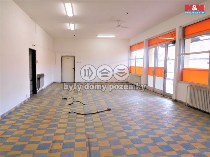 Prodej, Obchodní objekt, Měcholupy