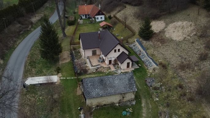 Prodej, Rodinný dům, Pohledy