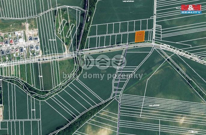 Prodej, Pole, Ježov