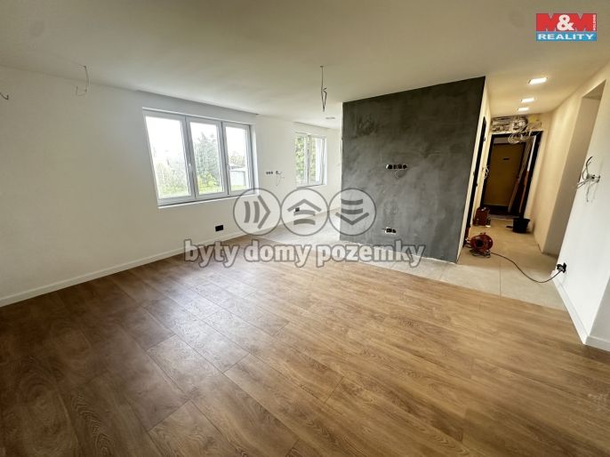 Prodej, Byt 3+kk, Dvory