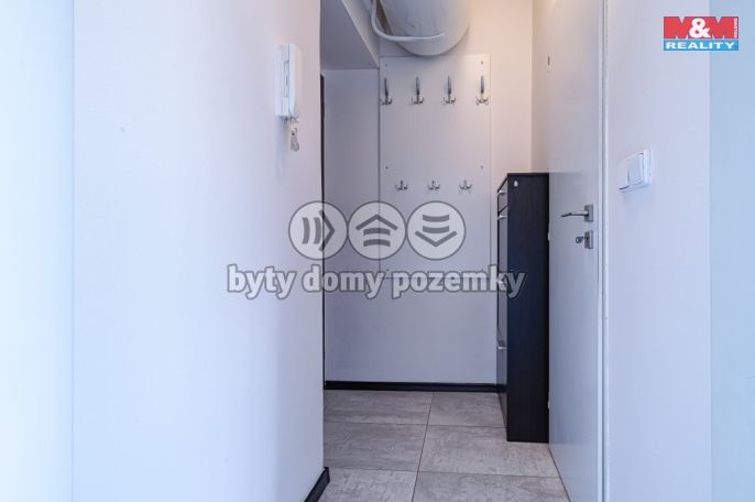 Pronájem, Byt 1+kk, Hradec Králové